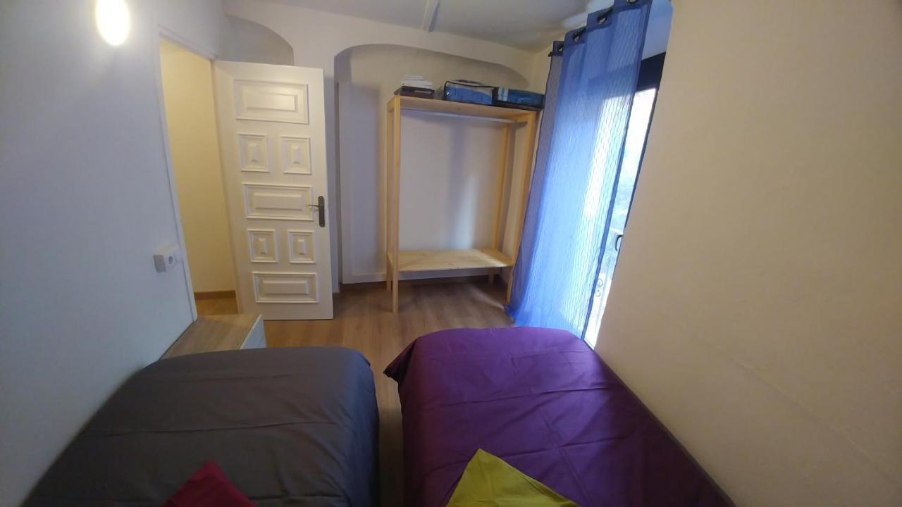 Apt 2 Acollidor Al Centre Historic De Vic Aptgarbi מראה חיצוני תמונה